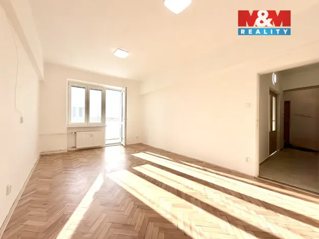 Pronájem bytu 2+1, Ostrava - Poruba, Hlavní třída, 66 m2