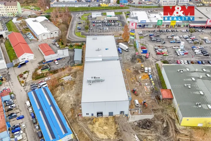 Pronájem výrobních prostor, Cheb, Karlova, 2200 m2