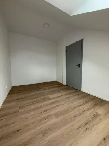 Pronájem bytu 2+kk, České Budějovice, Rudolfovská tř., 40 m2