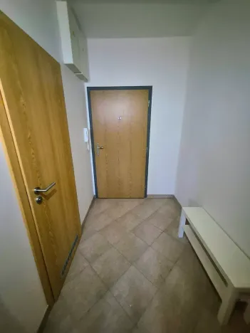 Prodej bytu 1+kk, Praha - Kyje, Sicherova, 38 m2