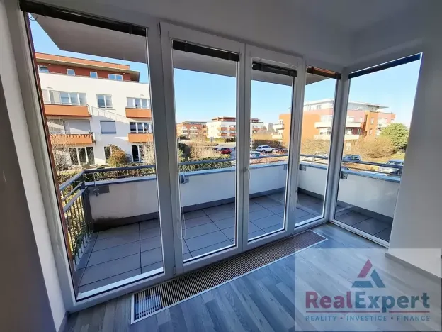 Prodej bytu 2+kk, Praha - Pitkovice, Lošáková, 67 m2