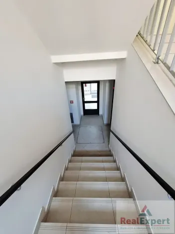 Prodej bytu 2+kk, Praha - Pitkovice, Lošáková, 67 m2