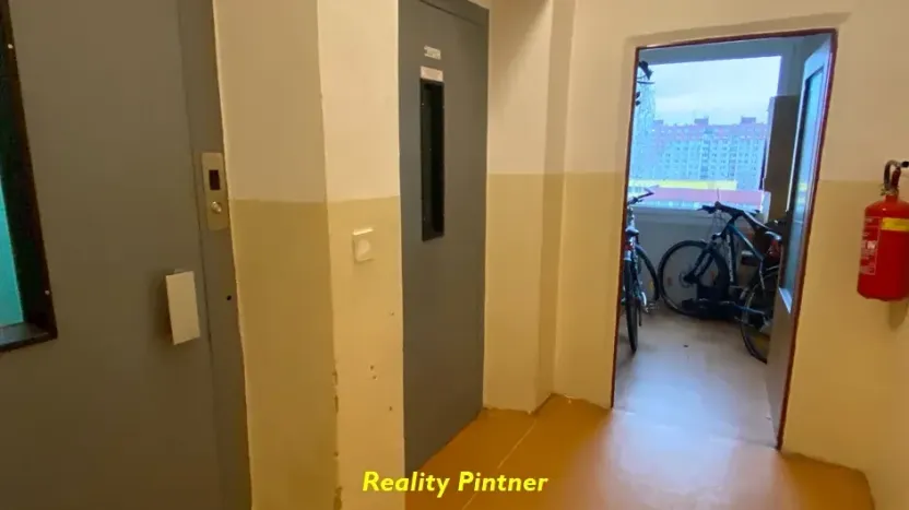 Prodej bytu 3+1, Plzeň, Strážnická, 70 m2