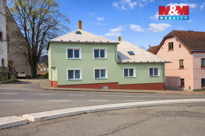 Prodej rodinného domu, Staré Město pod Landštejnem, 200 m2