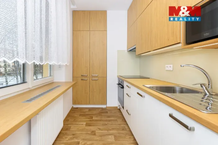 Pronájem bytu 3+kk, Pardubice - Zelené Předměstí, S. K. Neumanna, 62 m2