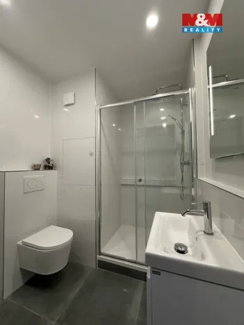 Pronájem bytu 1+1, Liberec - Liberec VI-Rochlice, Gagarinova, 36 m2