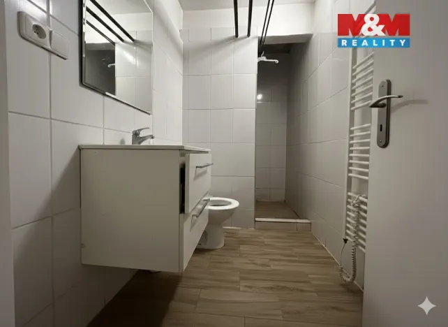 Pronájem bytu 1+kk, Týniště nad Orlicí, Mírové nám., 45 m2