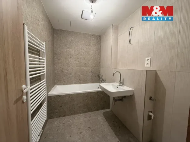 Pronájem bytu 2+kk, Brandýs nad Labem-Stará Boleslav - Brandýs nad Labem, Dřevčická, 52 m2