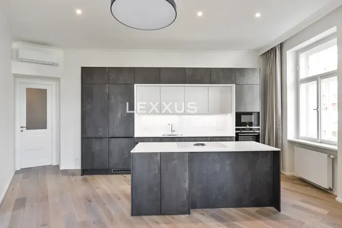 Pronájem bytu 3+kk, Praha - Vinohrady, náměstí Jiřího z Poděbrad, 138 m2