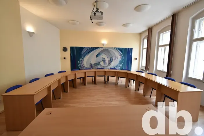 Pronájem kanceláře, Karlovy Vary, T. G. Masaryka, 75 m2