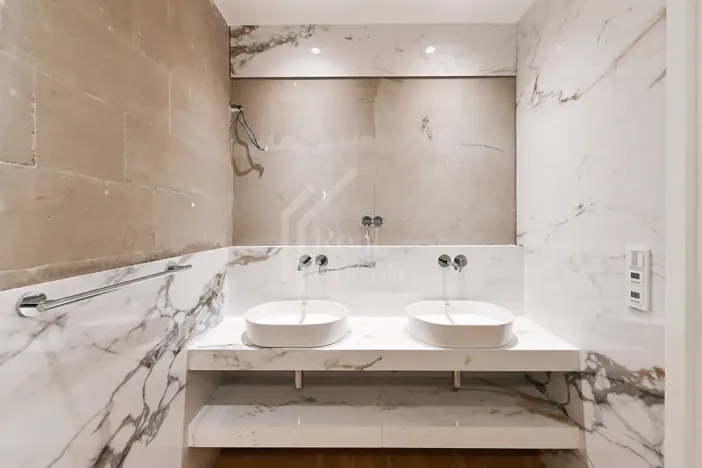 Prodej bytu 3+kk, Praha - Holešovice, Komunardů, 101 m2