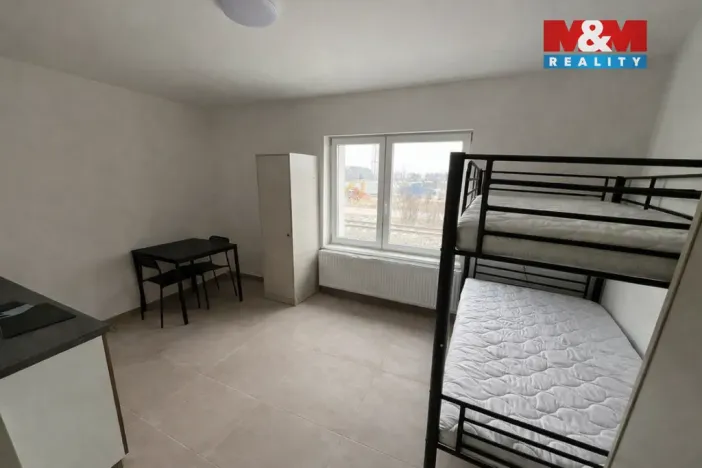 Pronájem bytu 1+kk, Radošovice, 18 m2