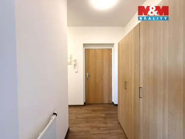 Pronájem bytu 1+kk, Brandýs nad Labem-Stará Boleslav - Brandýs nad Labem, U nemocnice, 35 m2