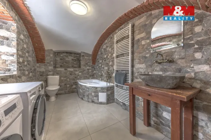 Prodej ubytování, Jiřetín pod Jedlovou, Žižkova, 285 m2