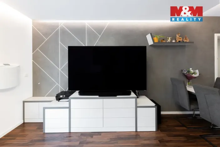 Prodej bytu 3+kk, Praha - Libeň, Novovysočanská, 67 m2