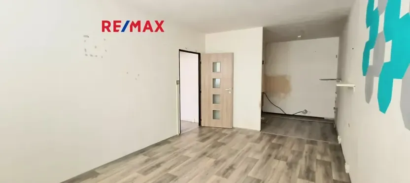 Pronájem bytu 2+kk, Praha - Střížkov, Roudnická, 43 m2