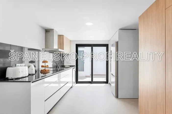 Prodej rodinného domu, Alicante, Španělsko, 207 m2