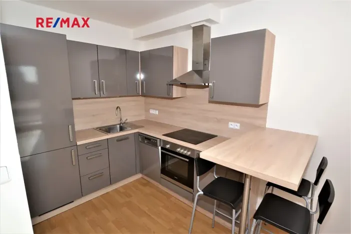 Pronájem bytu 2+kk, Plzeň, Vltavínová, 54 m2