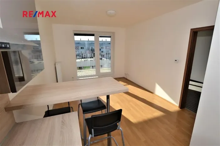 Pronájem bytu 2+kk, Plzeň, Vltavínová, 54 m2