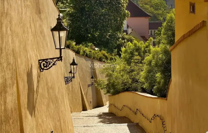 Pronájem bytu 4+kk, Praha - Malá Strana, Vlašská, 179 m2