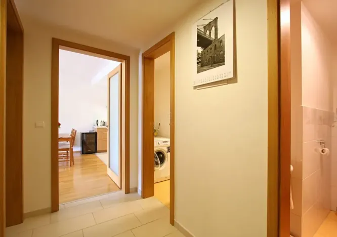 Pronájem bytu 2+kk, Praha - Košíře, Linhartova, 76 m2