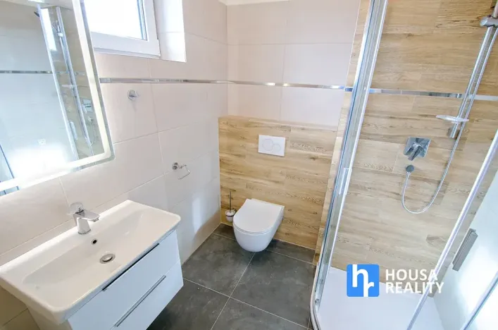 Pronájem rodinného domu, Praha - Křeslice, Ke stráni, 190 m2