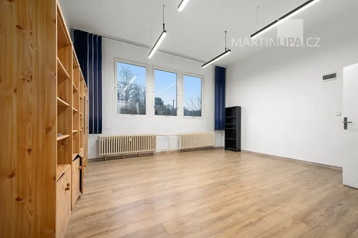 Prodej obchodního prostoru, Praha - Vršovice, Kazašská, 32 m2