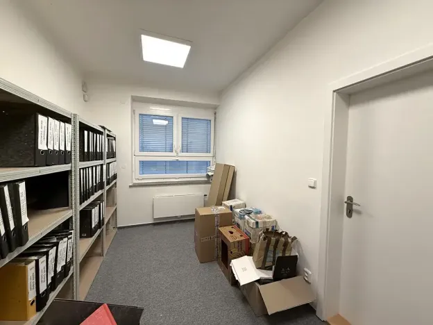 Pronájem kanceláře, Brno, Kosmákova, 12 m2