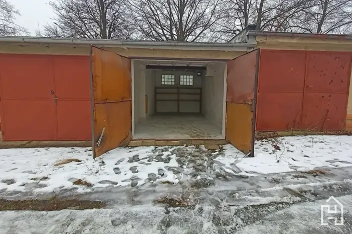 Pronájem garáže, Havlíčkův Brod, 18 m2