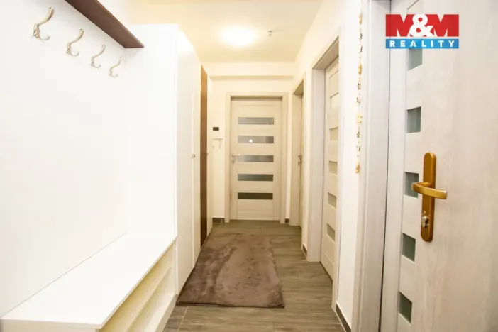 Prodej bytu 2+kk, Dešná, 52 m2