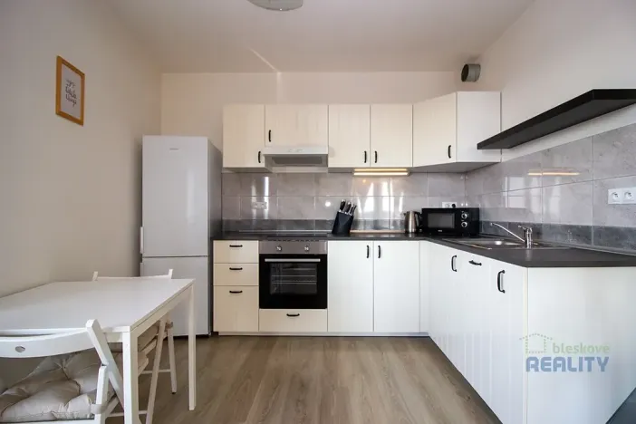 Pronájem bytu 2+kk, Praha - Stodůlky, Toufarova, 62 m2
