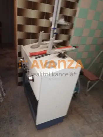 Prodej komerční nemovitosti, Děčín, 1000 m2