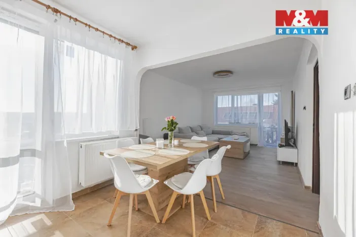 Prodej rodinného domu, Loza, 189 m2