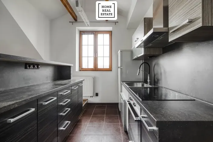 Pronájem ubytování, Praha - Dolní Měcholupy, U svornosti, 117 m2