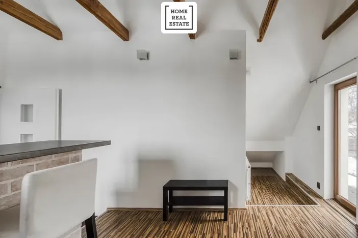 Pronájem apartmánu, Praha - Dolní Měcholupy, U svornosti, 117 m2