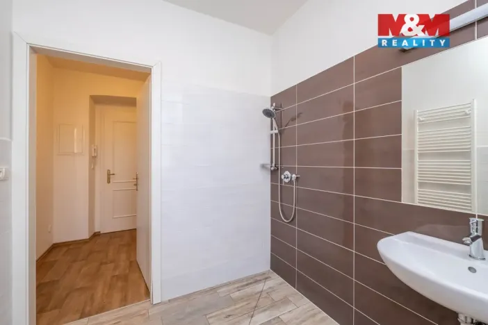Pronájem bytu 1+kk, Studeněves, 33 m2