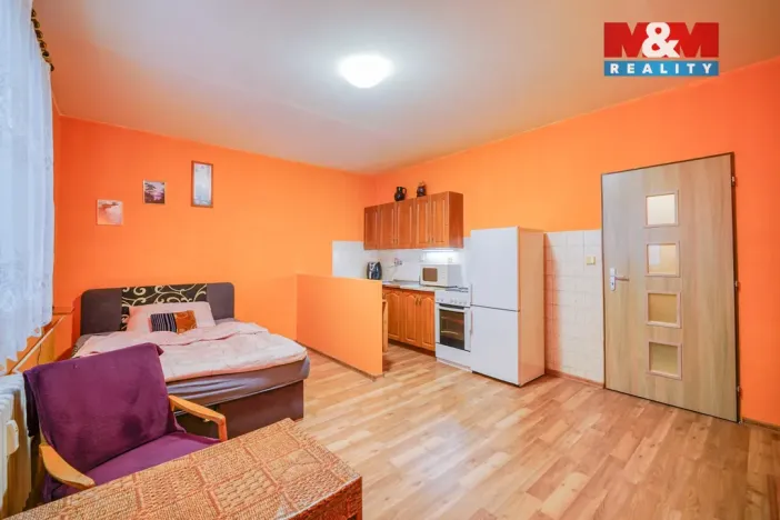 Pronájem bytu 1+kk, Přeštice, Slovenská, 29 m2