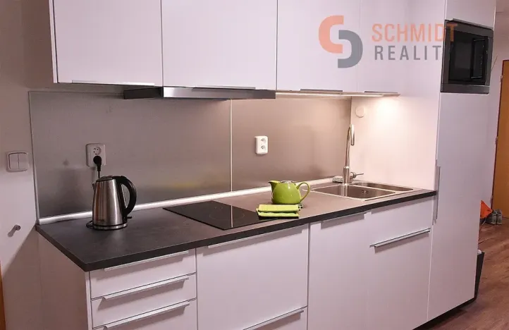 Prodej bytu 2+kk, Lednice, Sídl. Osvobození, 39 m2