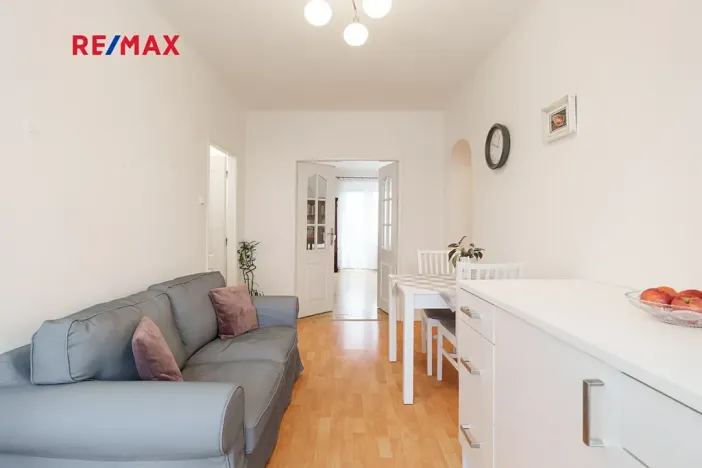 Prodej bytu 3+1, Praha - Záběhlice, Hlavní, 71 m2