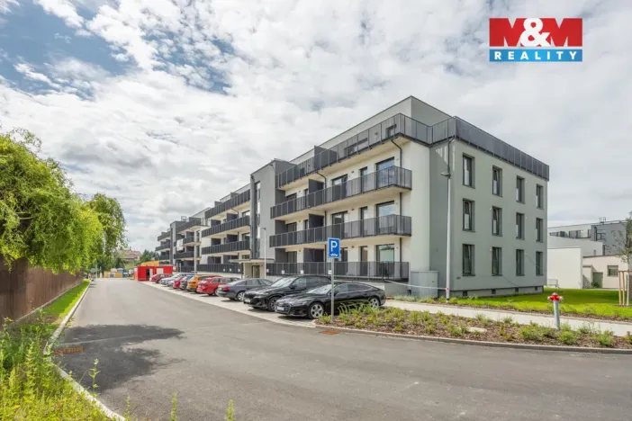 Prodej bytu 4+kk, Kladno - Dubí, Ke křížku, 227 m2