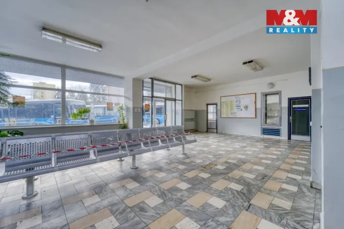 Pronájem obchodního prostoru, Klatovy - Klatovy III, Nádražní, 103 m2