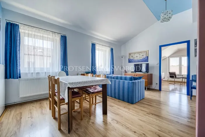 Prodej činžovního domu, Batelov, Třešťská, 490 m2