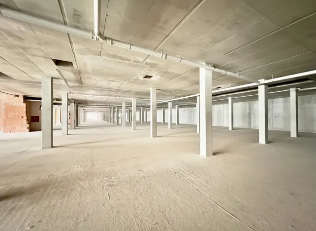 Pronájem obchodního prostoru, Hradec Králové, Kollárova, 3447 m2