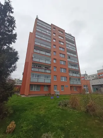 Pronájem bytu 1+kk, Praha - Modřany, Lysinská, 30 m2