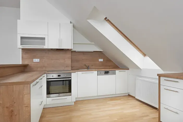 Pronájem bytu 3+kk, Praha - Prosek, U proseckého kostela, 100 m2