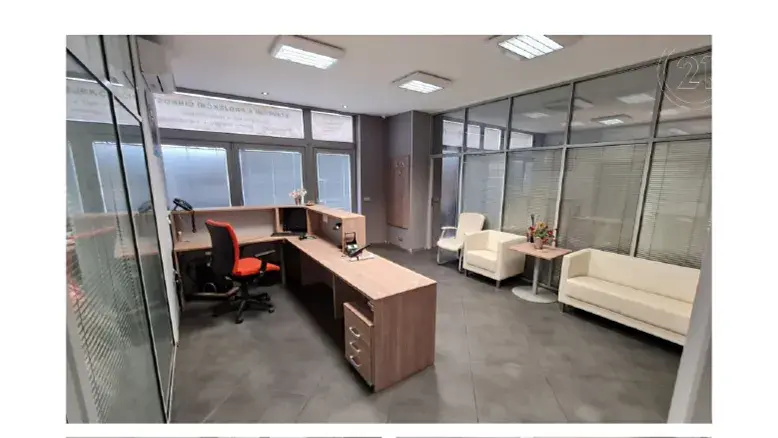 Pronájem kanceláře, Jesenice, 105 m2