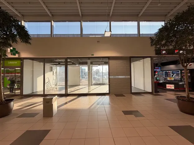 Pronájem obchodního prostoru, Prostějov, 76 m2