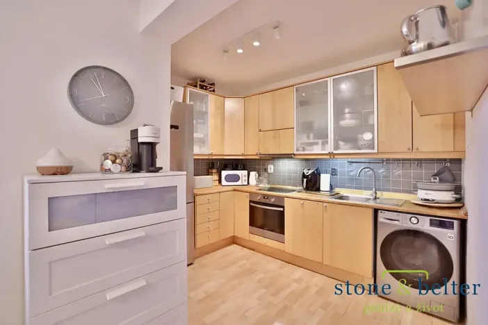 Prodej bytu 3+kk, Praha - Lysolaje, Sídlištní, 69 m2