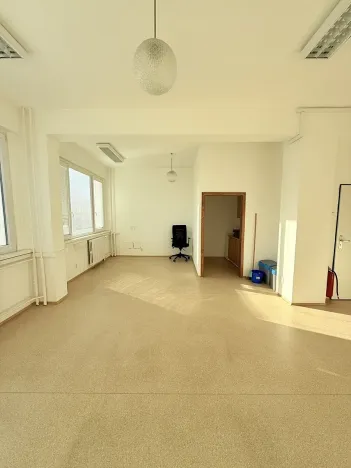 Pronájem kanceláře, Liberec, 1. máje, 84 m2