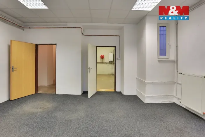 Pronájem obchodního prostoru, Český Těšín, Bezručova, 116 m2